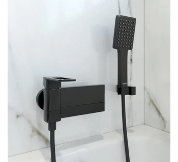 Смеситель для ванны IDDIS Slide черный SLIBL00i02